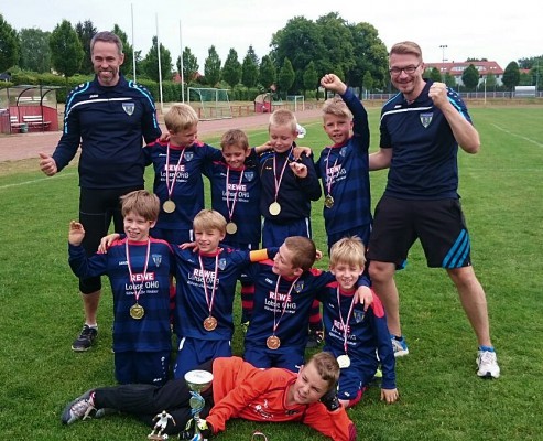 F-Junioren holen Silber beim Turnier in Erfurt