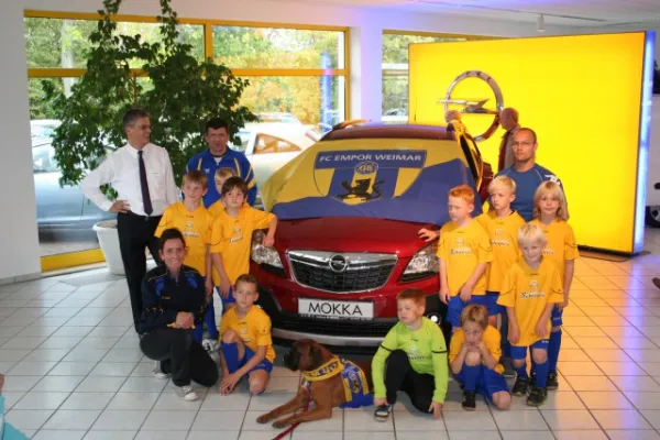 F1-Junioren - Trikotübergabe im AH Schinner