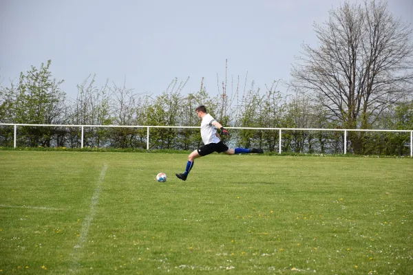 30.04.2022 Isserodaer SV vs. FC Empor Weimar 06 II